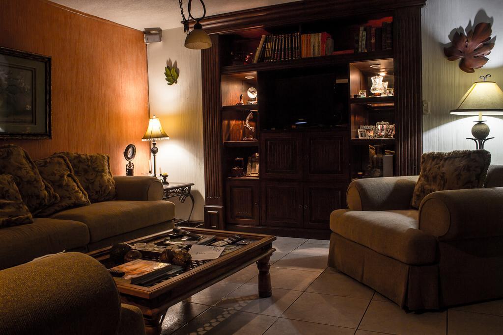 Mi Casa, Tu Casa Apartment Guatemala City Екстериор снимка